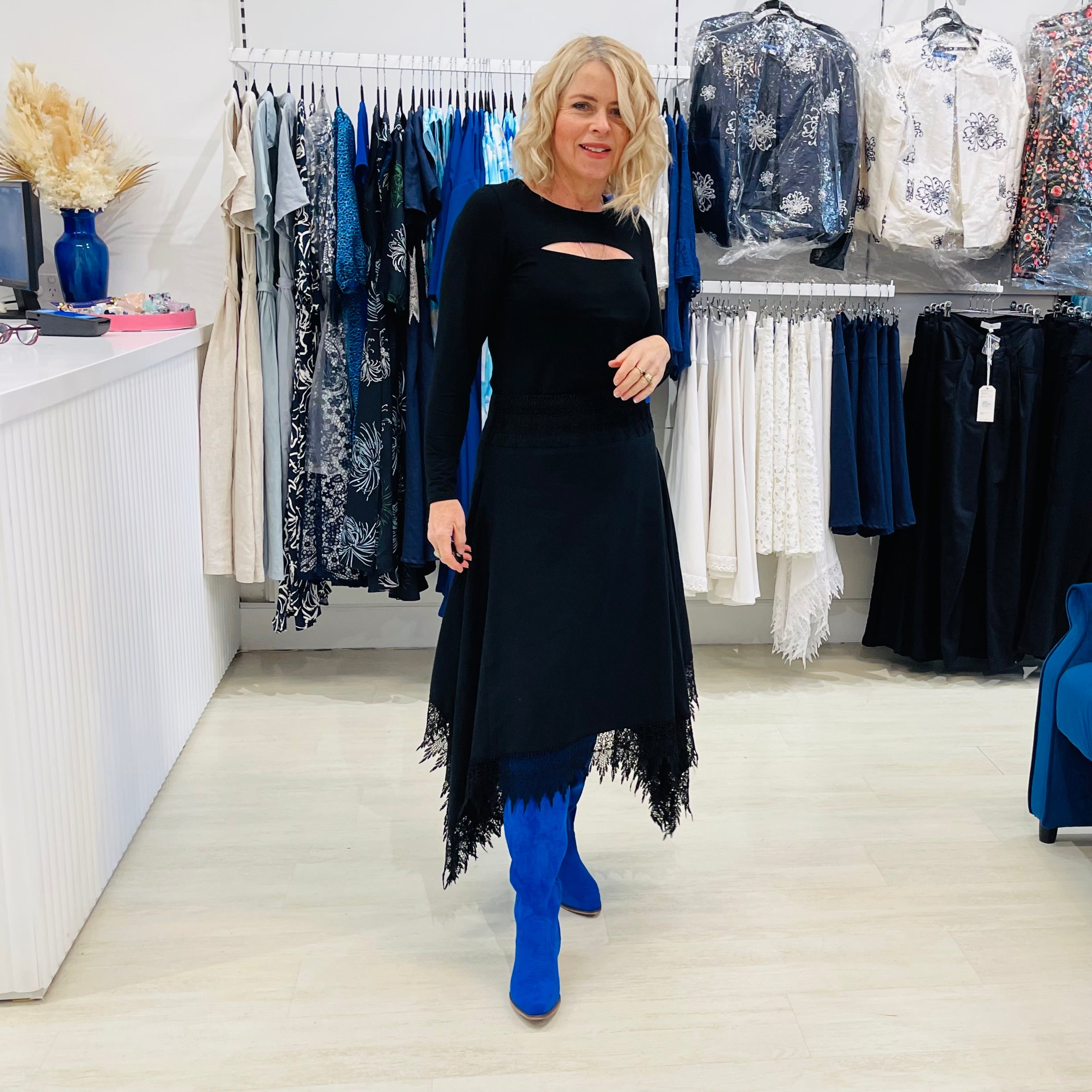 Electric blue colour, man made suede, knee high, side zipper opening, 6cm heel height, women's cowboy boots.